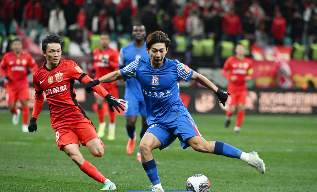 亚博-西甲赛程吃紧，上海申花赛前更衣室发声，气氛紧张，年轻球员得到机会的简单介绍-亚博